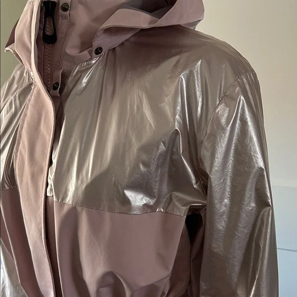 Noize Lilianna Raincoat - Picture 9 of 17